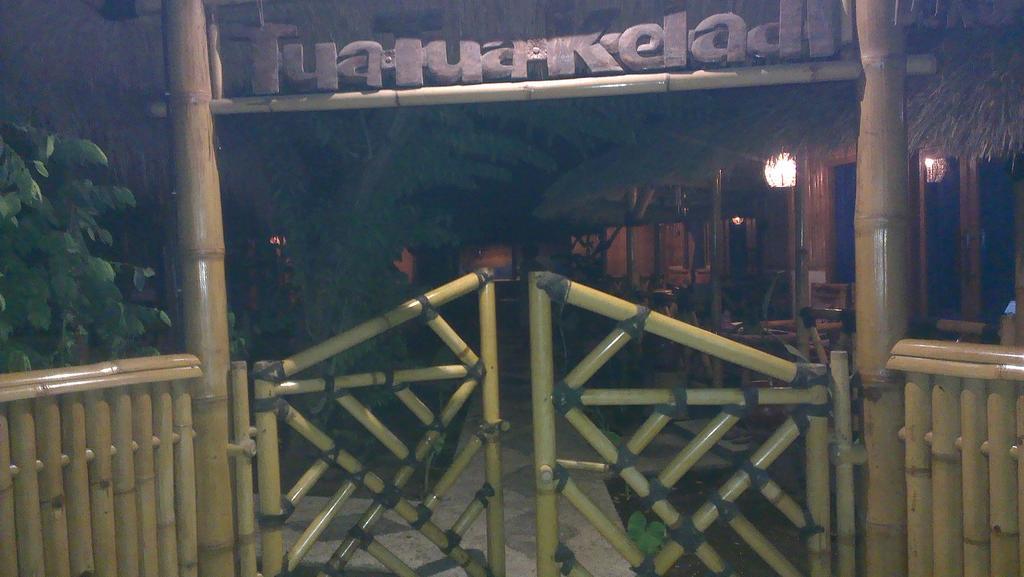 Tua Tua Keladi Bungalows Gili Air Luaran gambar