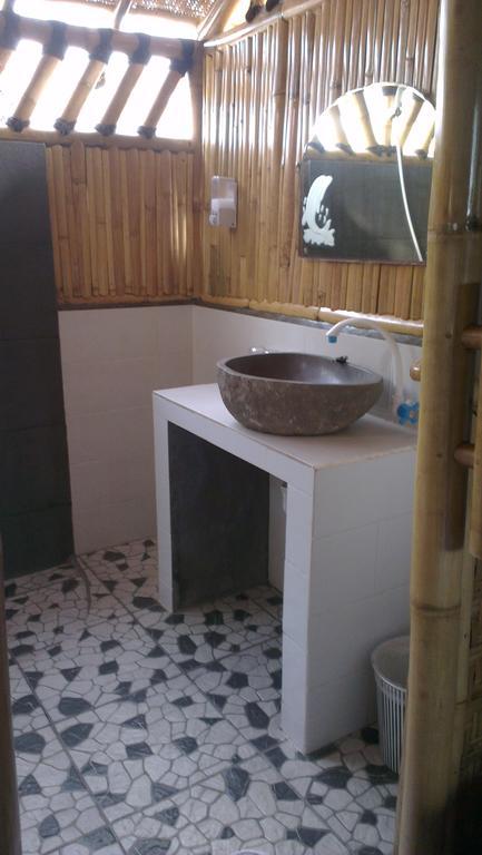 Tua Tua Keladi Bungalows Gili Air Luaran gambar