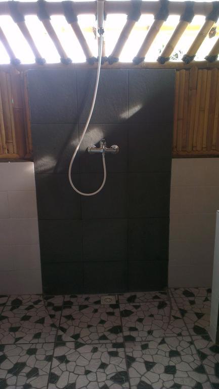 Tua Tua Keladi Bungalows Gili Air Luaran gambar