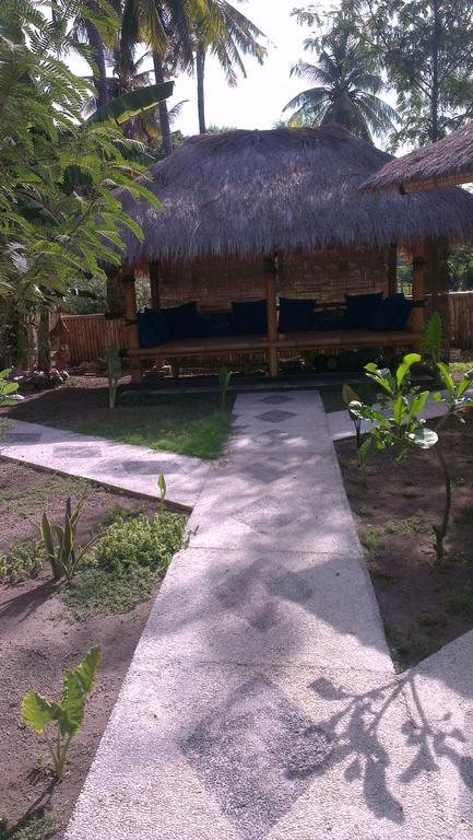 Tua Tua Keladi Bungalows Gili Air Luaran gambar